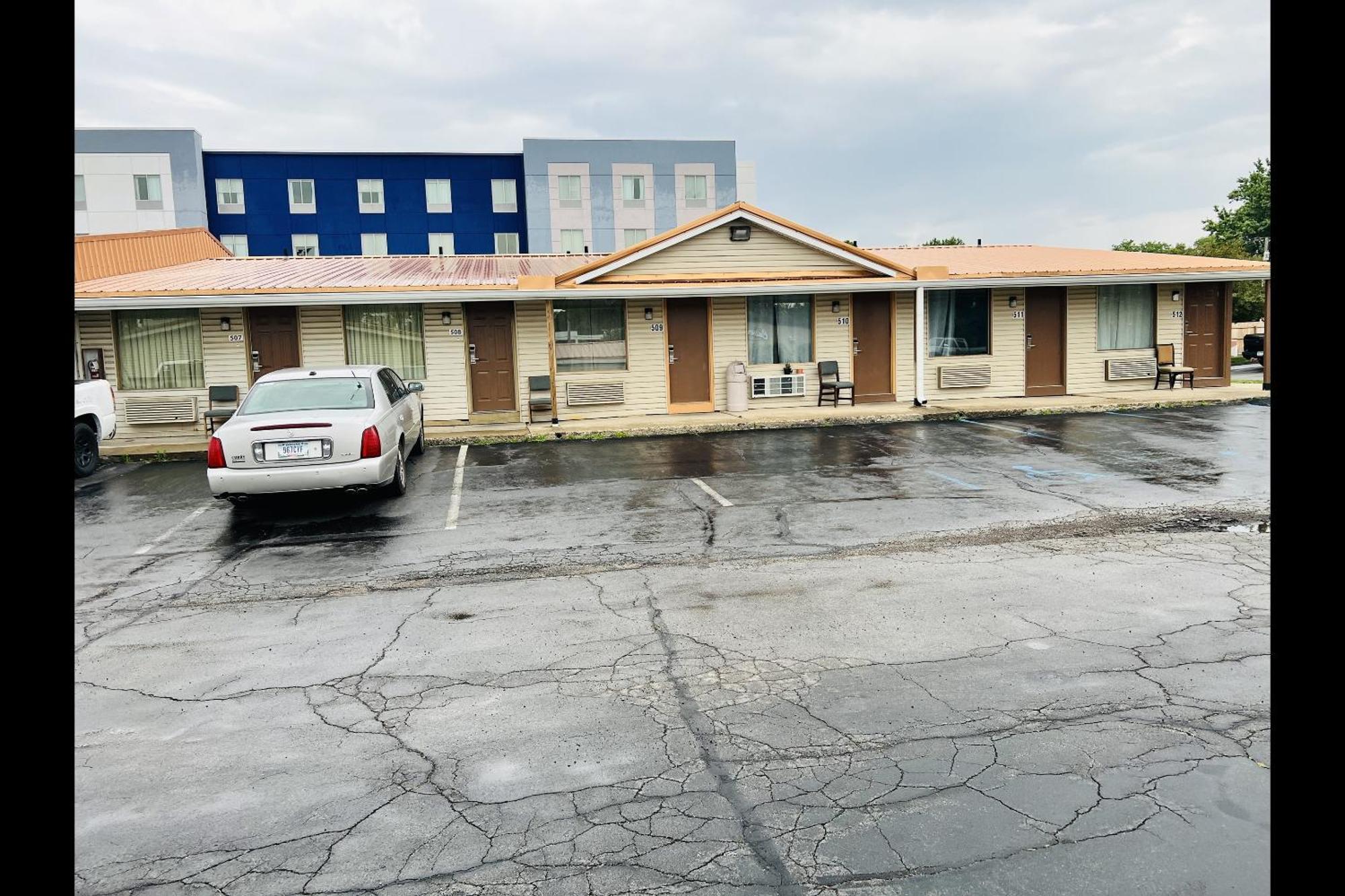 Cozy Garden Inn By Oyo Hwy 40 Richmond Exterior foto