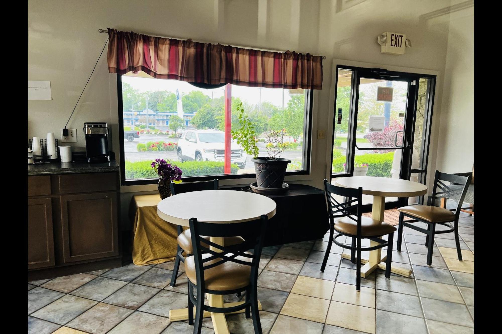 Cozy Garden Inn By Oyo Hwy 40 Richmond Exterior foto