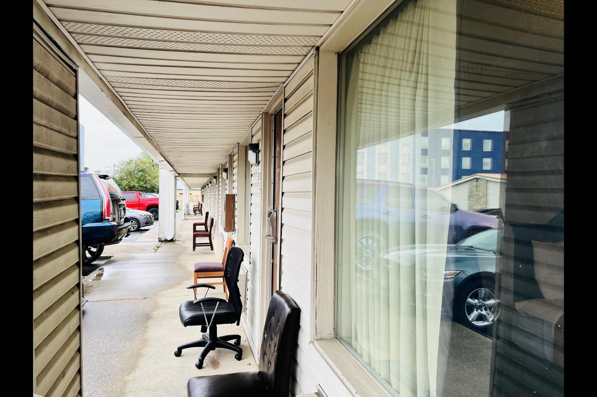 Cozy Garden Inn By Oyo Hwy 40 Richmond Exterior foto